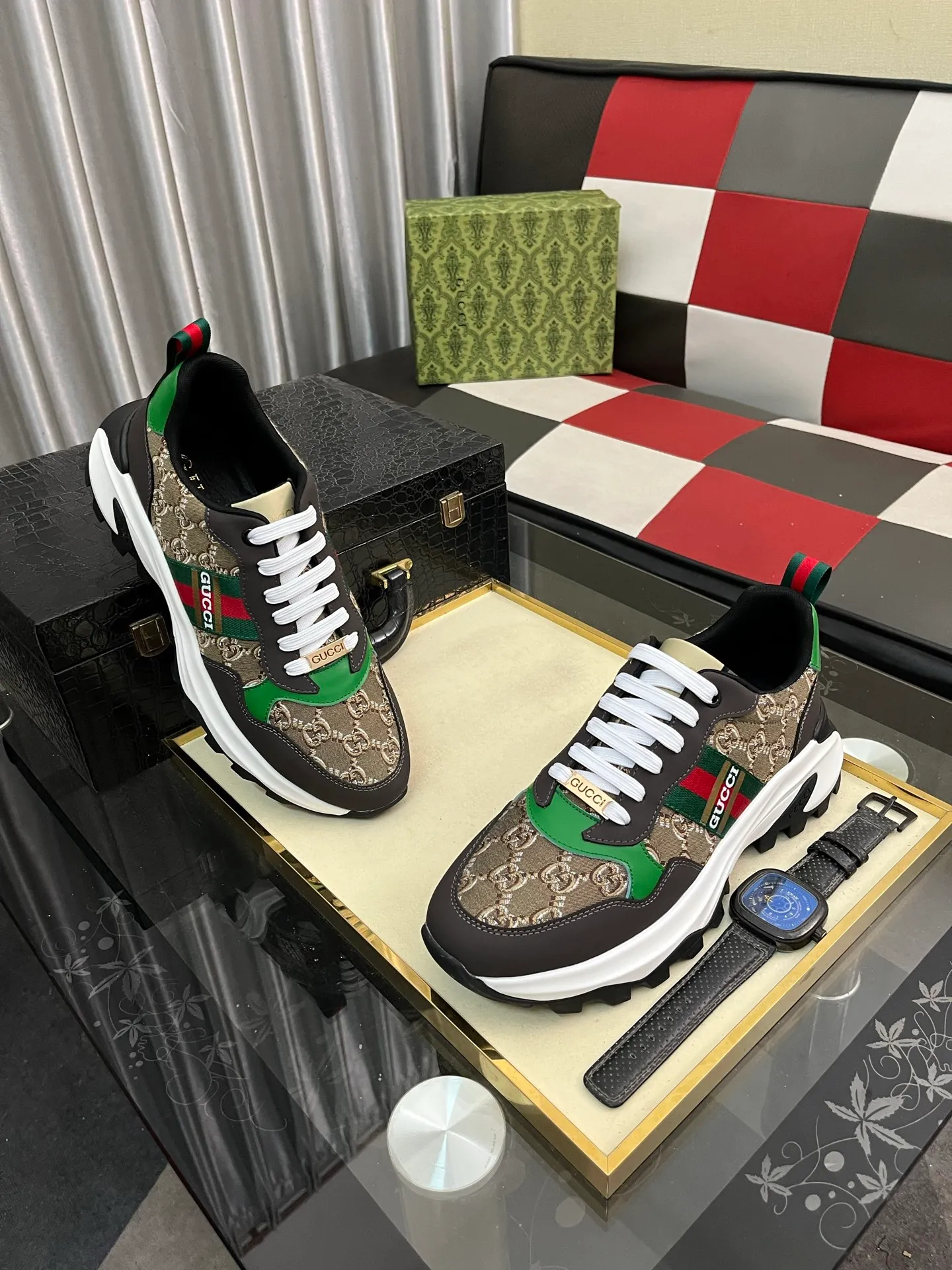 Men's shoes 💰458⌚️⌚️ Gucci •Gucci original quality. ~ Unique modern style sneakers. 🏃A must-have casual shoe for trendy men😍😍 Original brand imported from Italy, imported original leather, sheep lining (refuses to discolor and grind feet) Sole: Original sole provided by the original factory, French lazy style design ⚠️Fit to the feet, original quality attached, super comfortable original sole, code number: 38-444️⃣Colors available